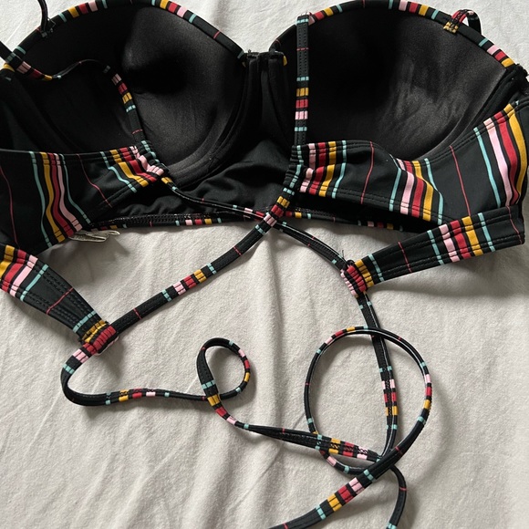 Forever 21 Bikini Top L - Picture 4 of 4